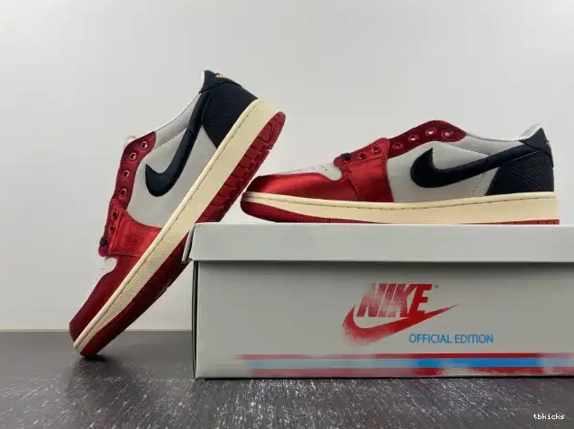 Rep TBK Low x 1 FN0432-100 Jordan OG Trophy Away Air Room 0601